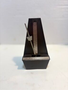 vintage brown Seth Thomas wind-up metronome Maelzel Conductor #1104